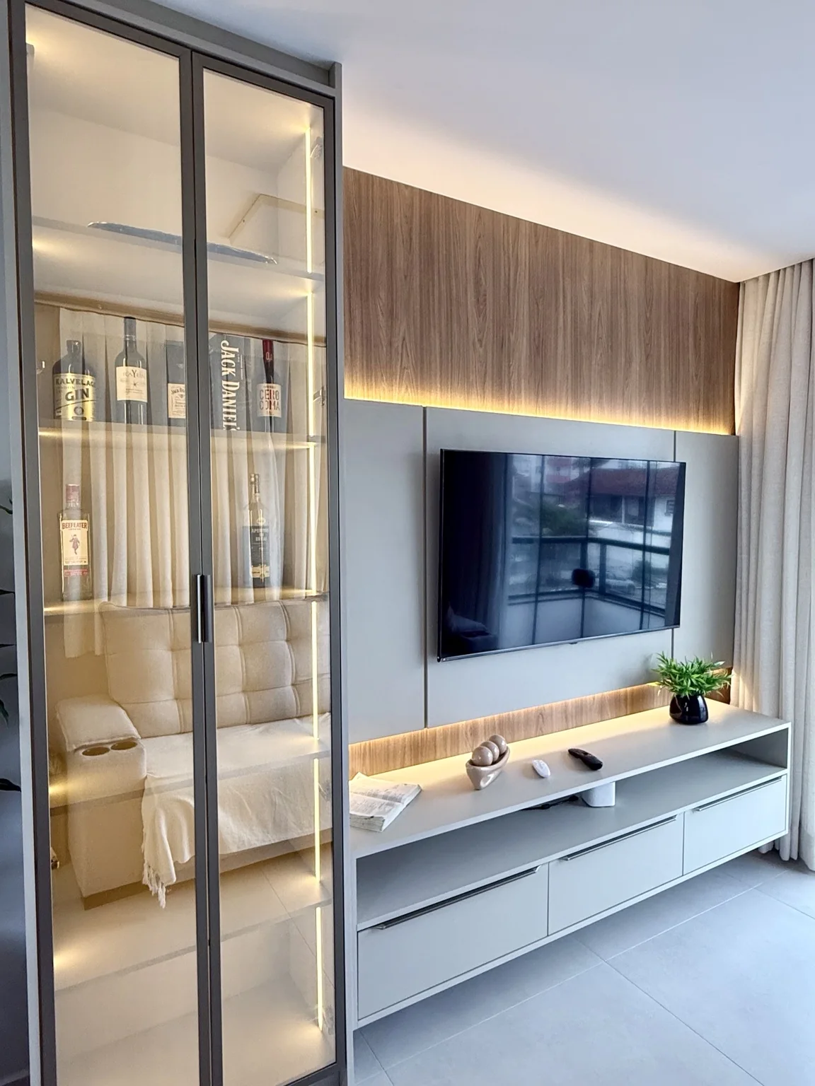 Apartamento Mobiliado | 1 Suíte + 2 Dormitórios - foto 5